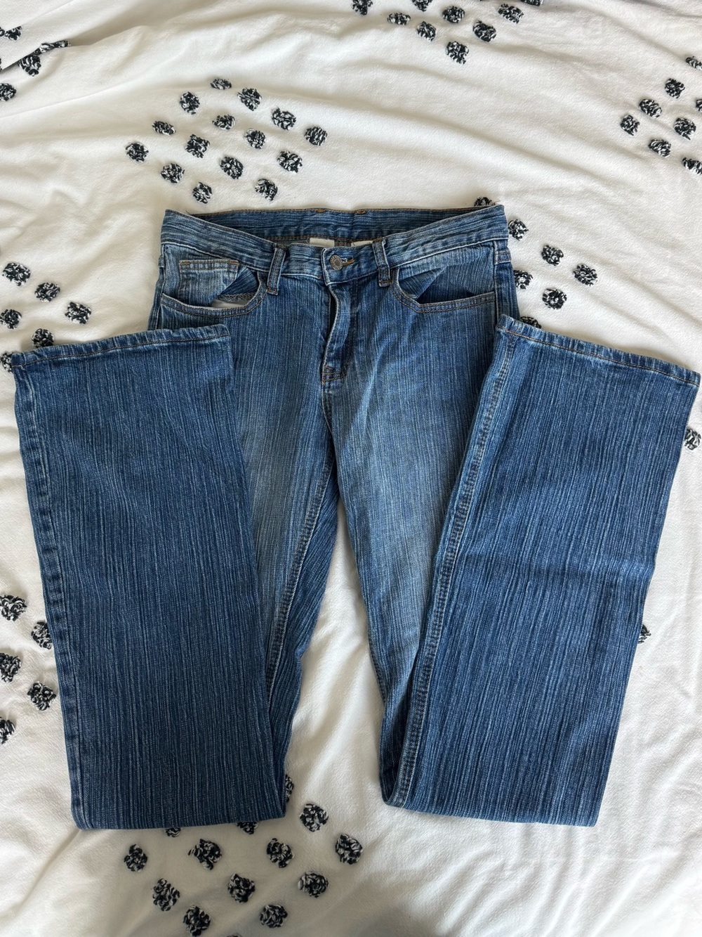 Brandy Melville “Brielle” Low-Rise Jeans